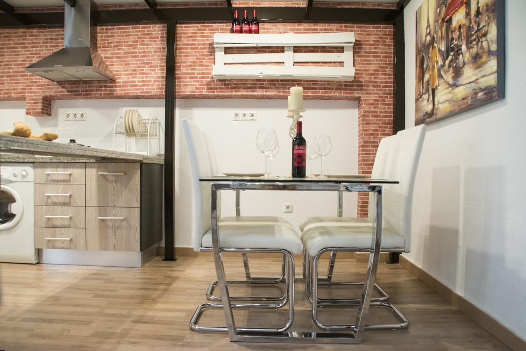 Apartamentos Sevilla Palace Exterior photo