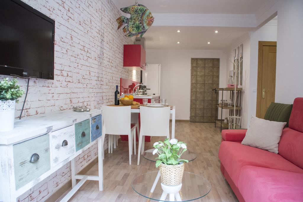 Apartamentos Sevilla Palace Exterior photo